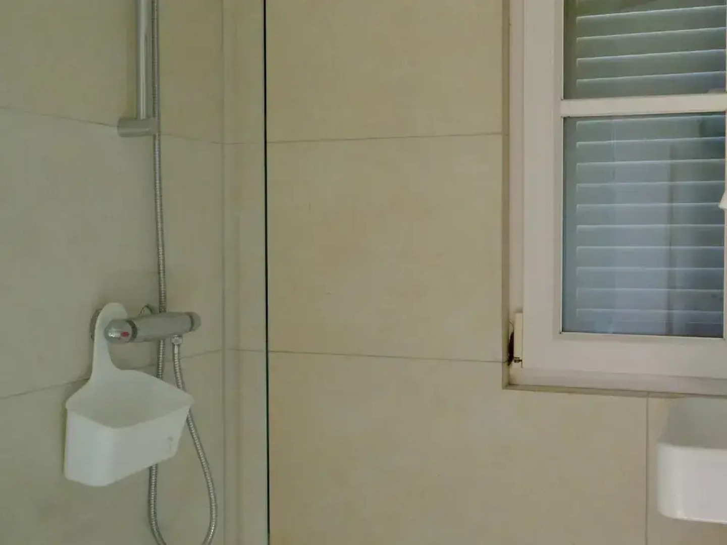 Delightful, Authentic Quinta with Swimming Pool near Beach & Towns