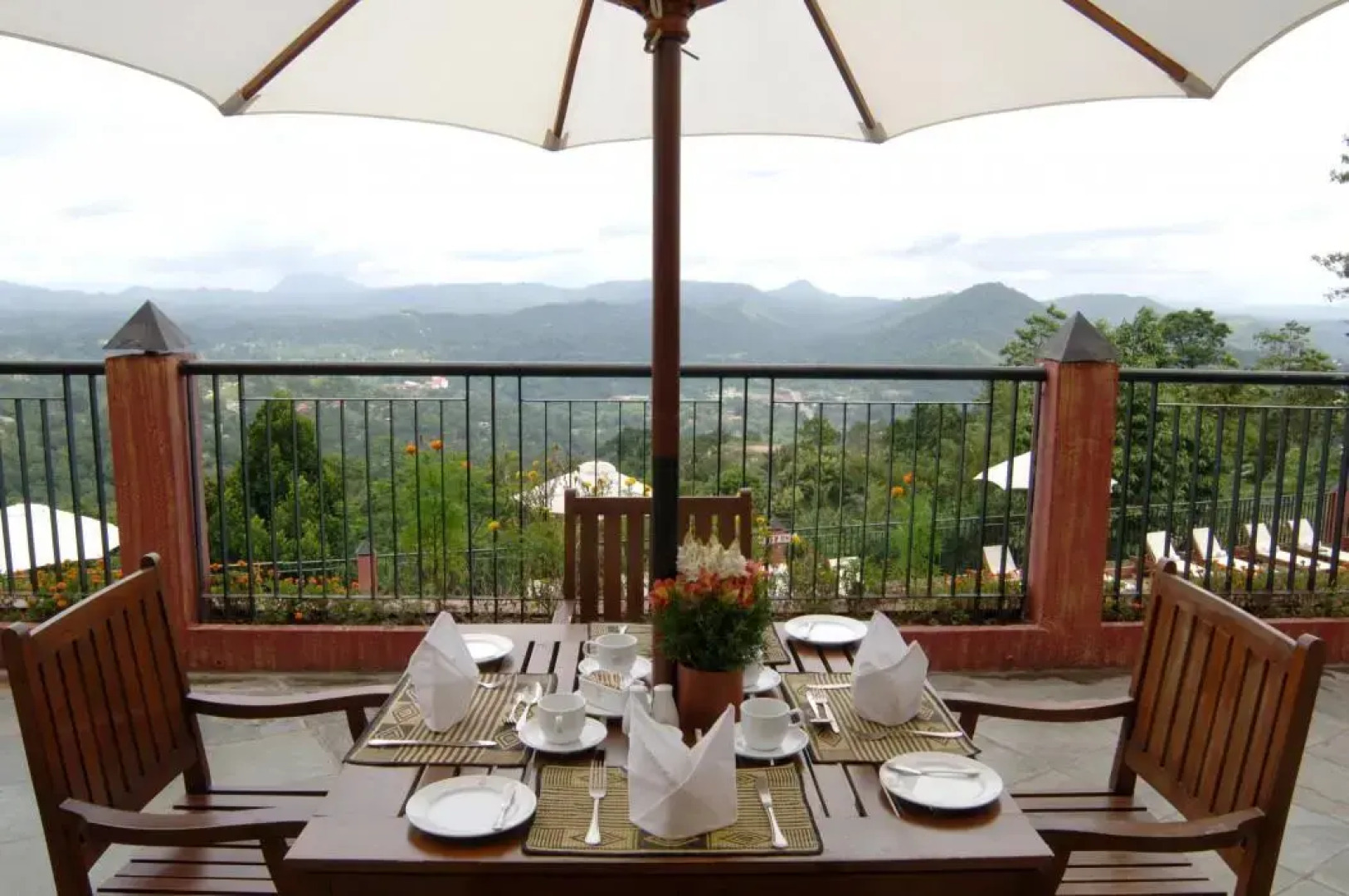 Отель Amaya Hills Kandy