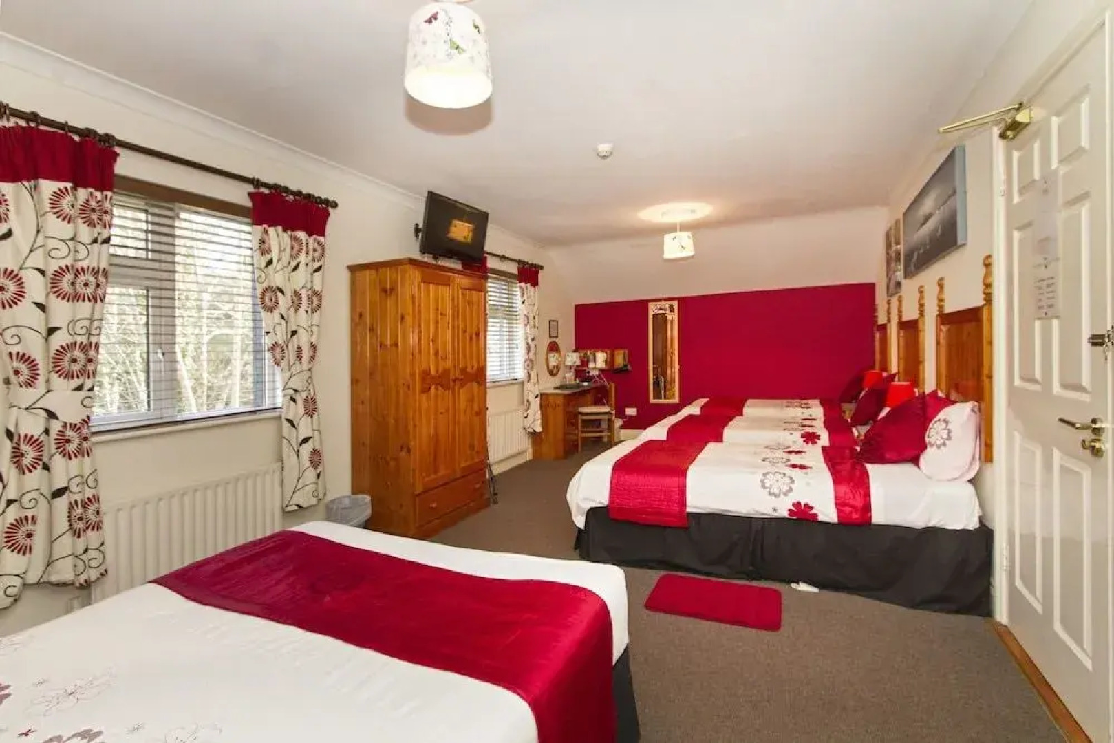 Augusta Lodge Guesthouse