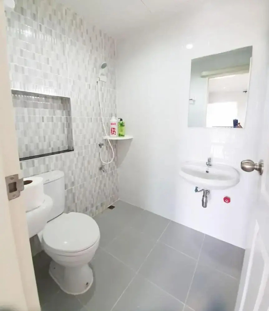 Samutsakorn Apartment