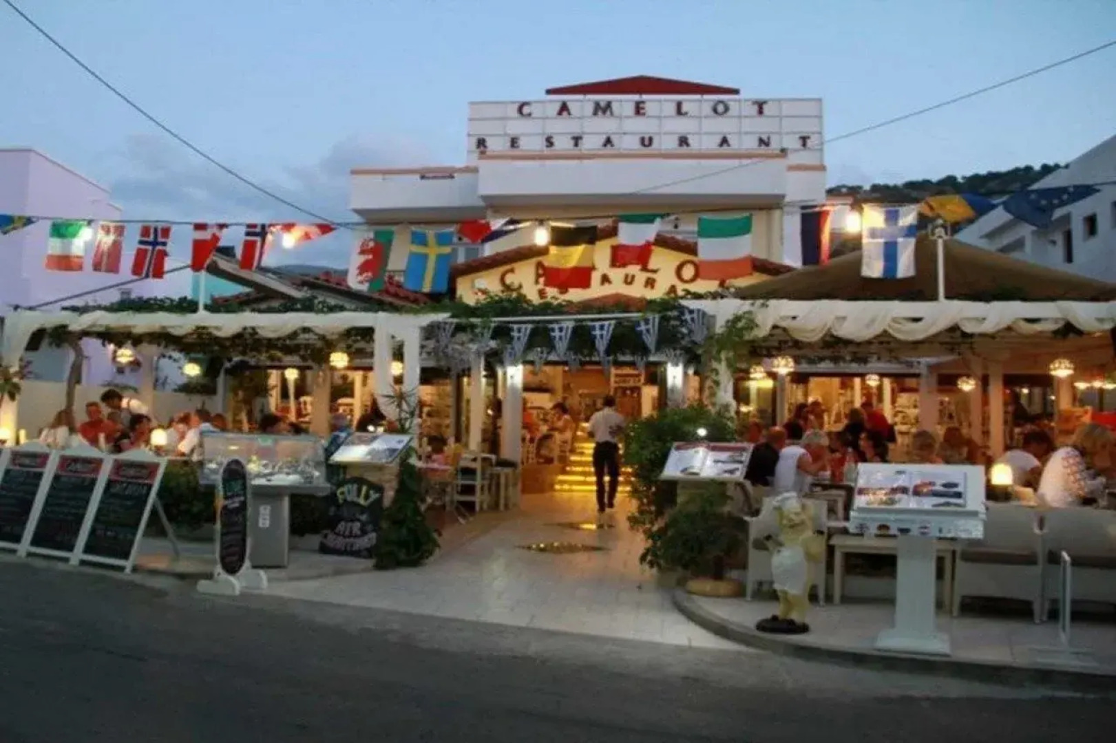 Camelot Royal Beds by Estia