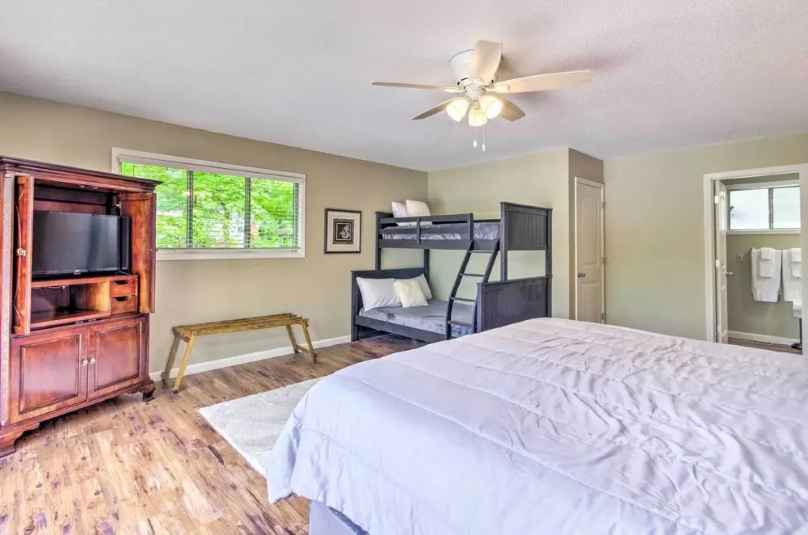 Porch, Dock & Deck: Lake of the Ozarks Oasis!