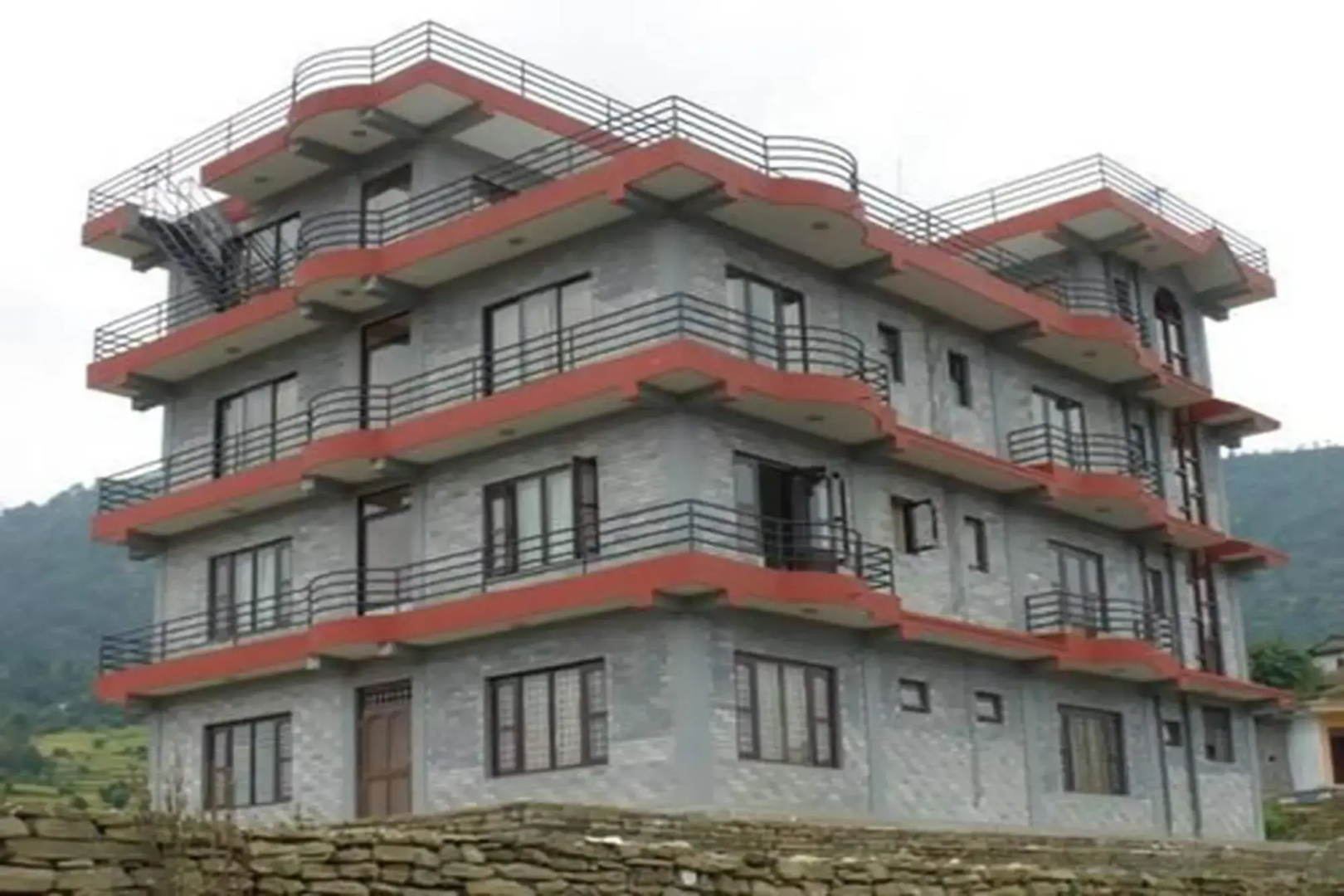 Dhampus Resort