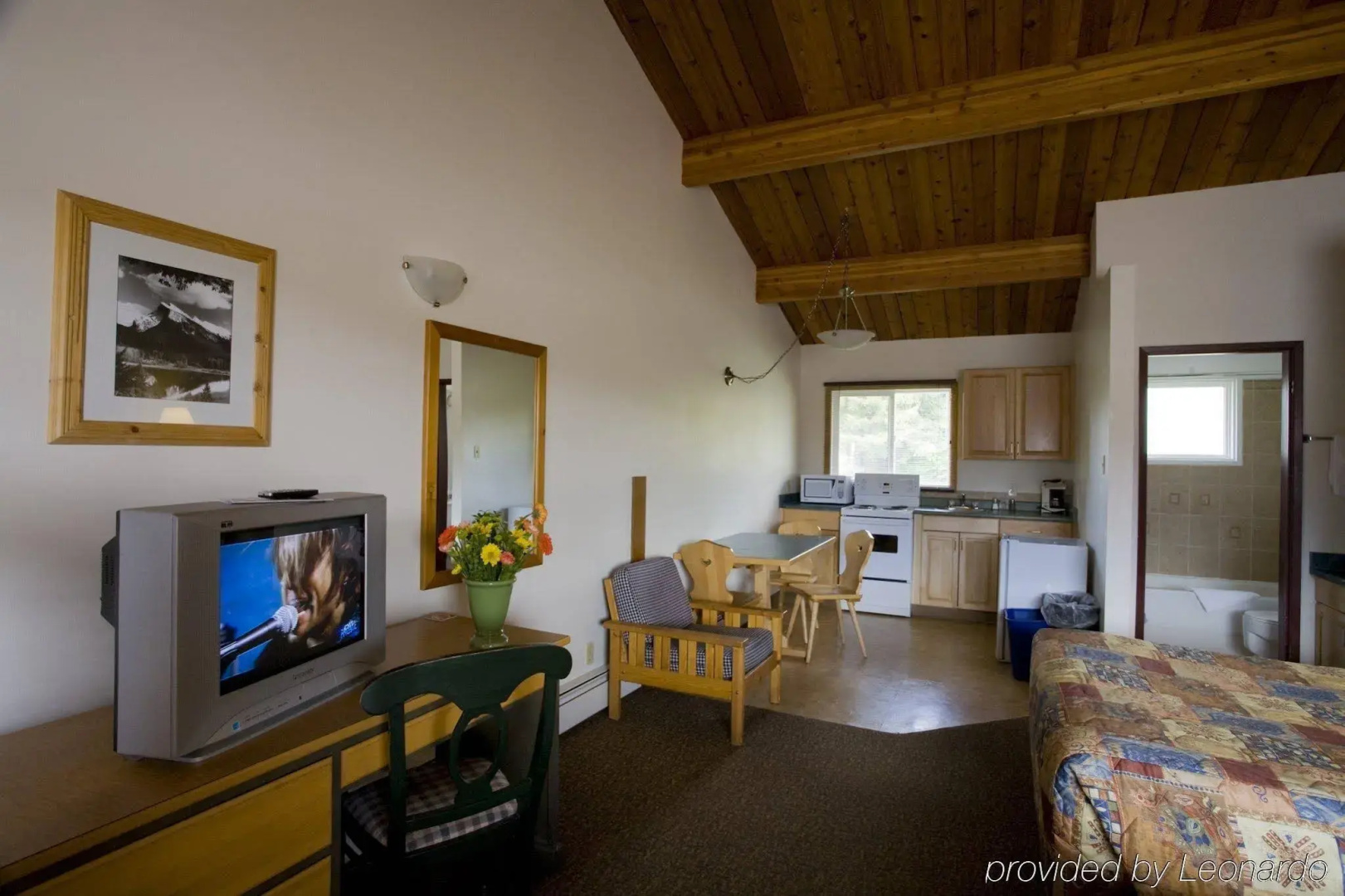 Rocky Mountain Ski Lodge