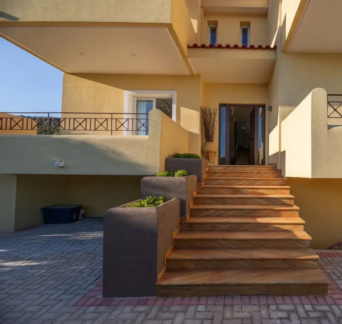 Villa Valma homm with 5 bedrooms and private pool