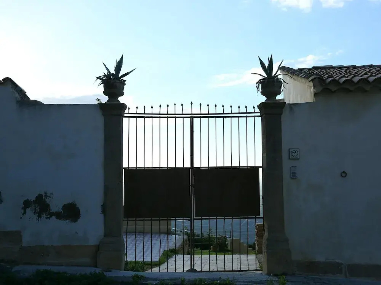 House With 2 Bedrooms in Niscemi, With Wonderful sea View and Enclosed