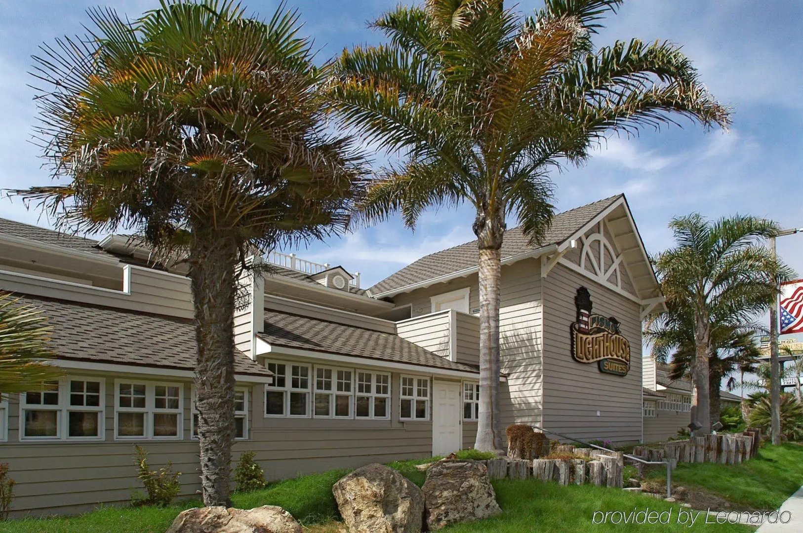 Pismo Lighthouse Suites