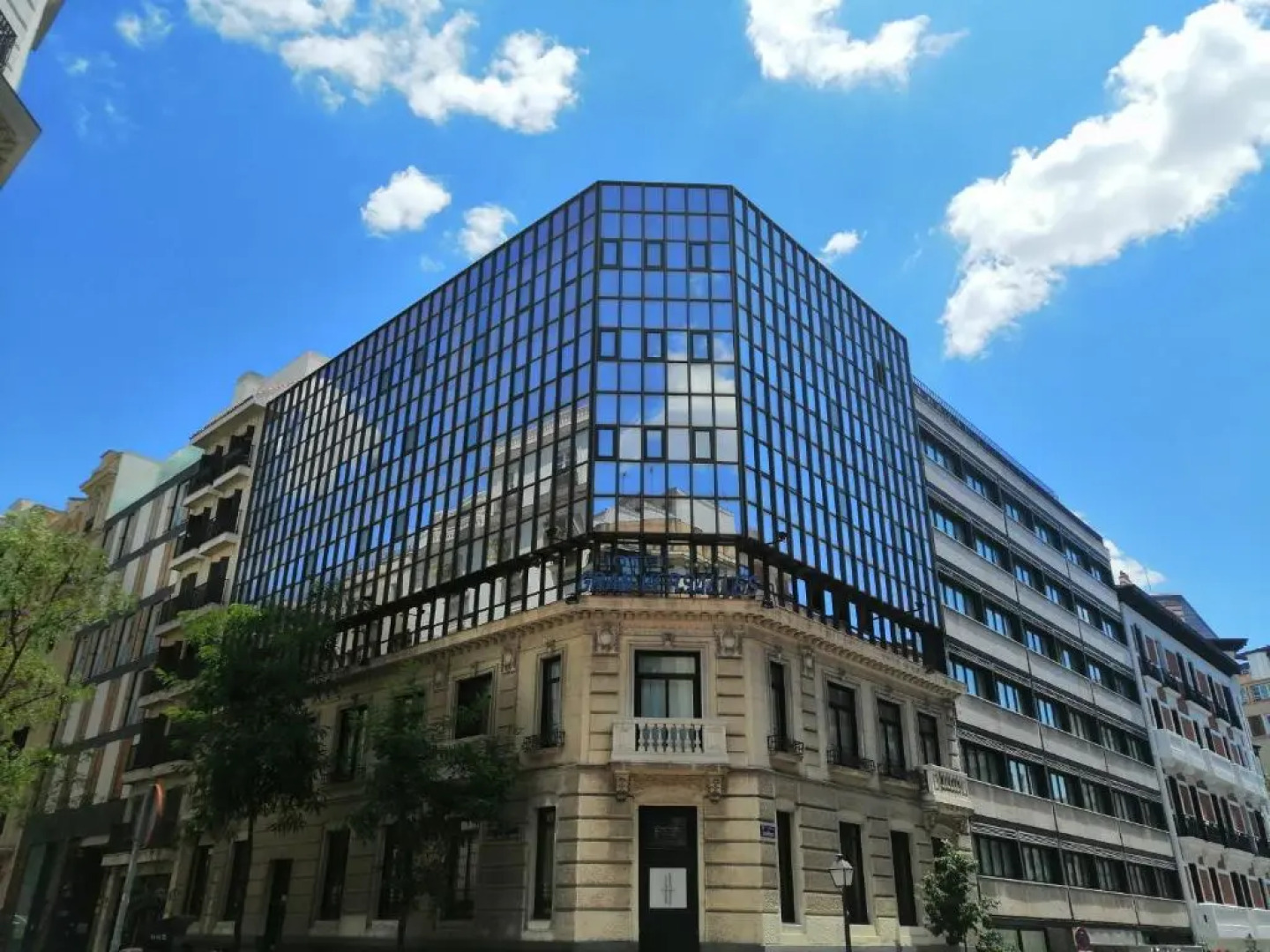 Отель Gran Versalles