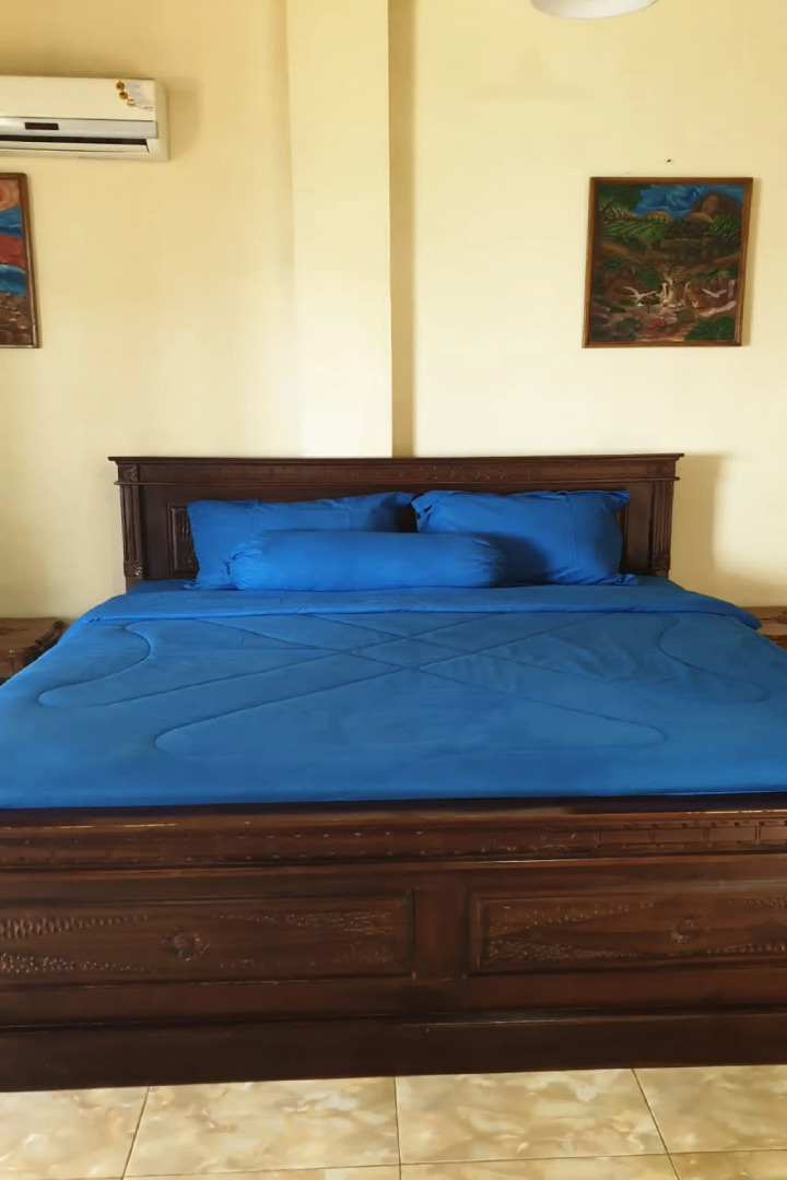 Larantuka Beach Homestay RedPartner