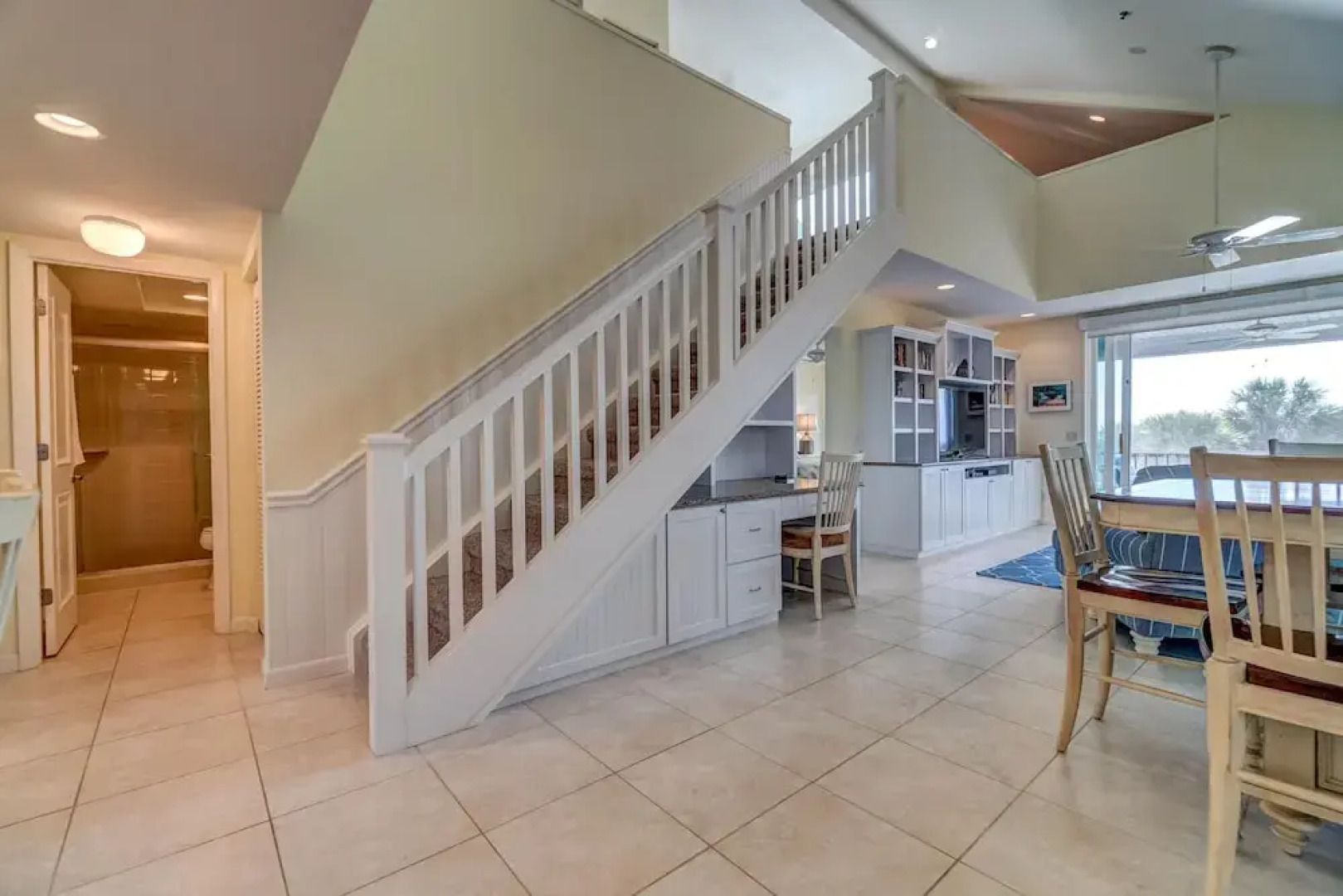 Beach Three Bedroom Villa by Redawning