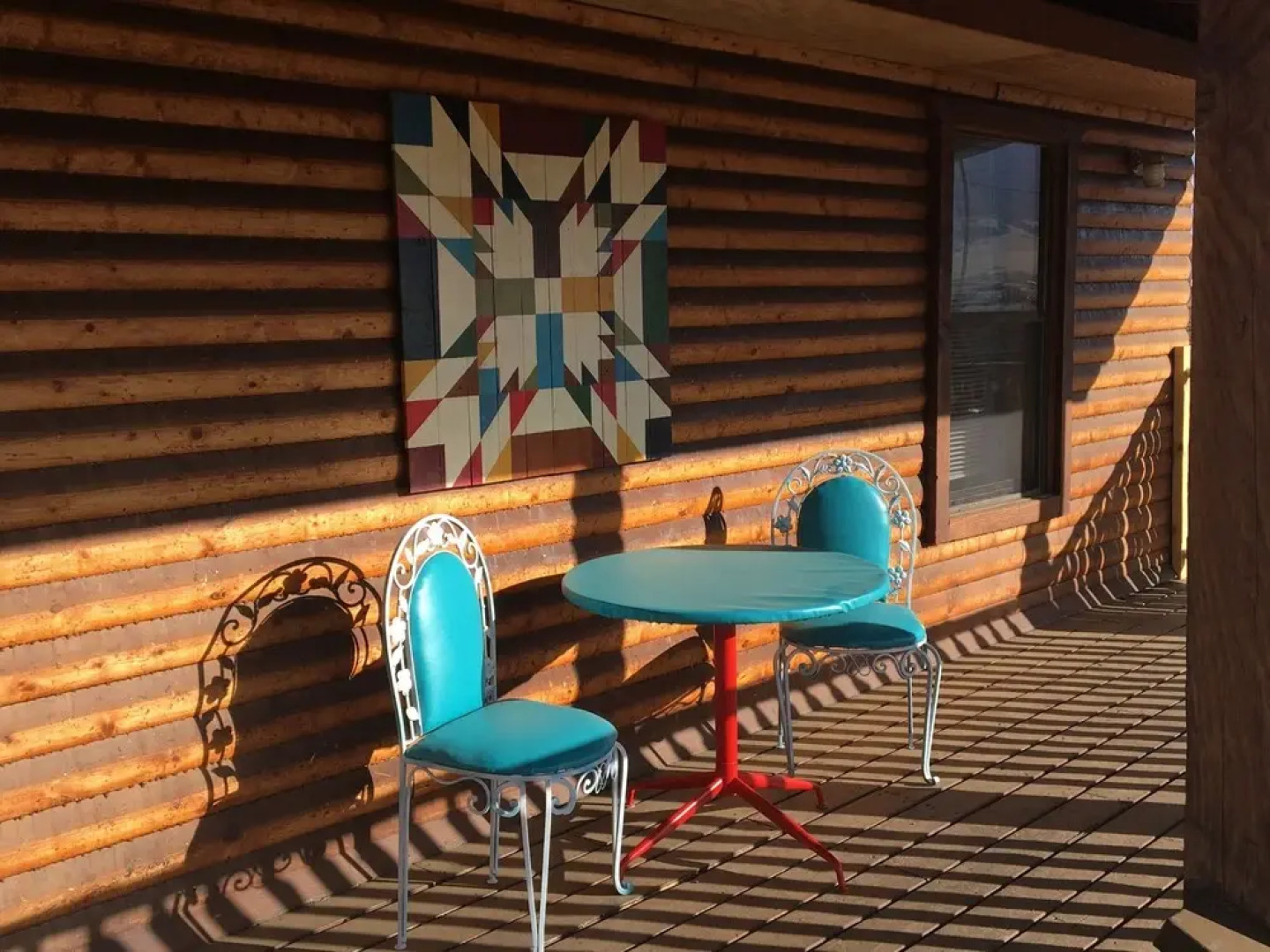 Eagle Nest Cabins & Marina