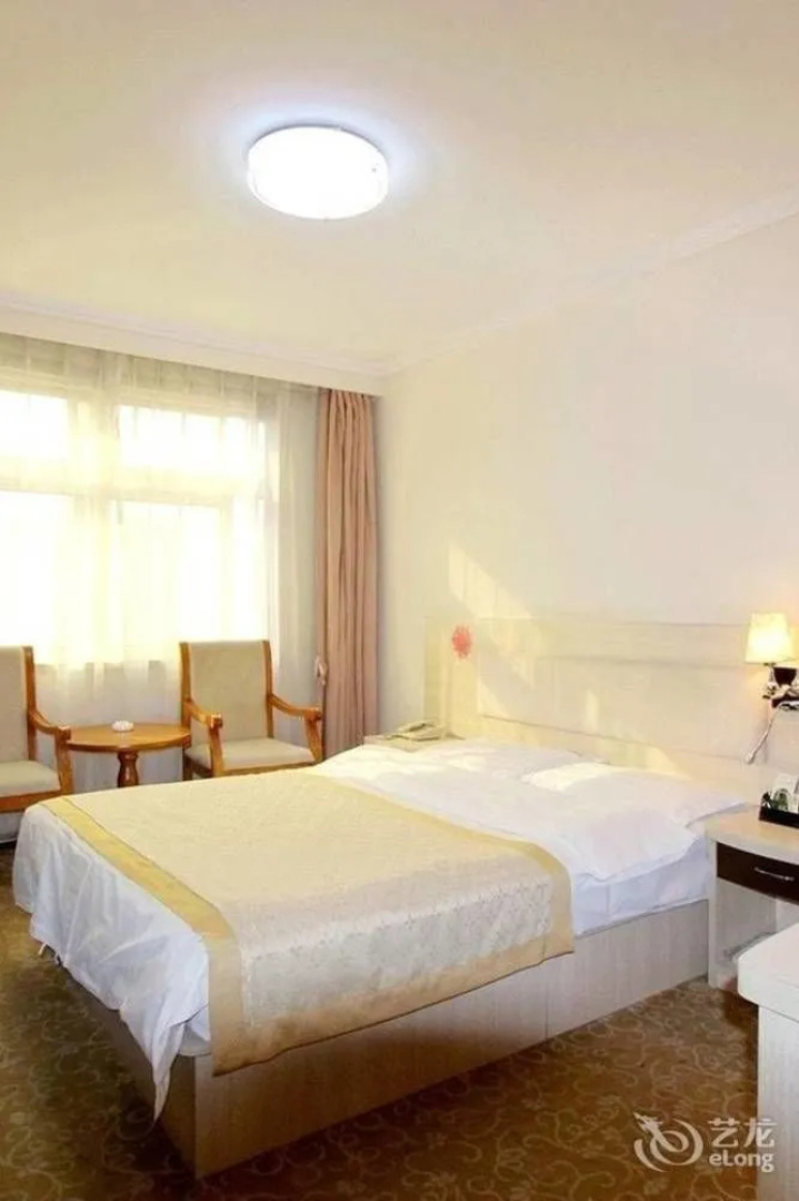 Zhuhui Business Hotel - Qingdao