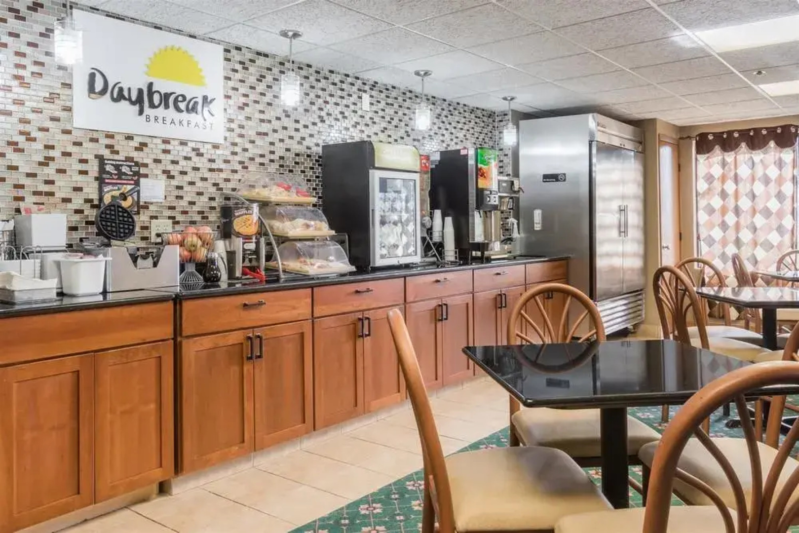 Days Inn by Wyndham Mounds View Twin Cities North