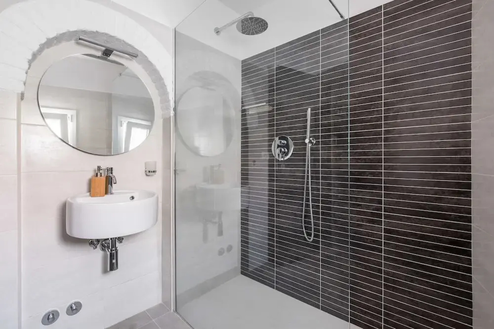 Bologna Accommodation - Unipol Arena