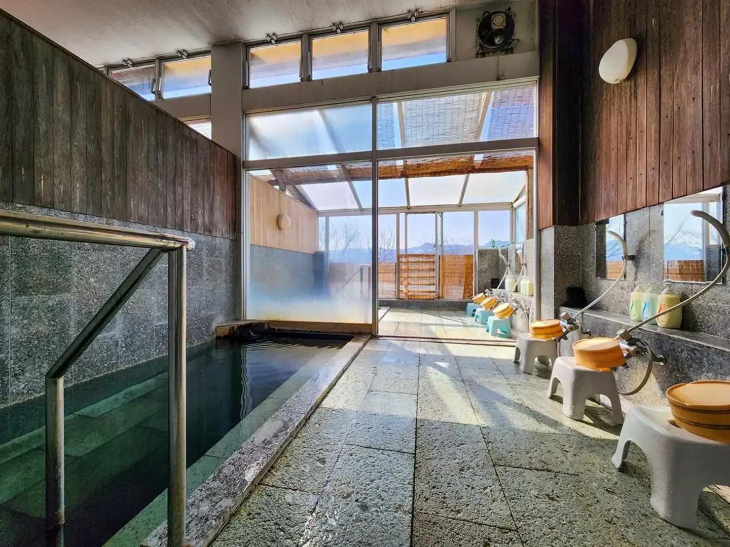 KINSEIKAN Grace Court Realis