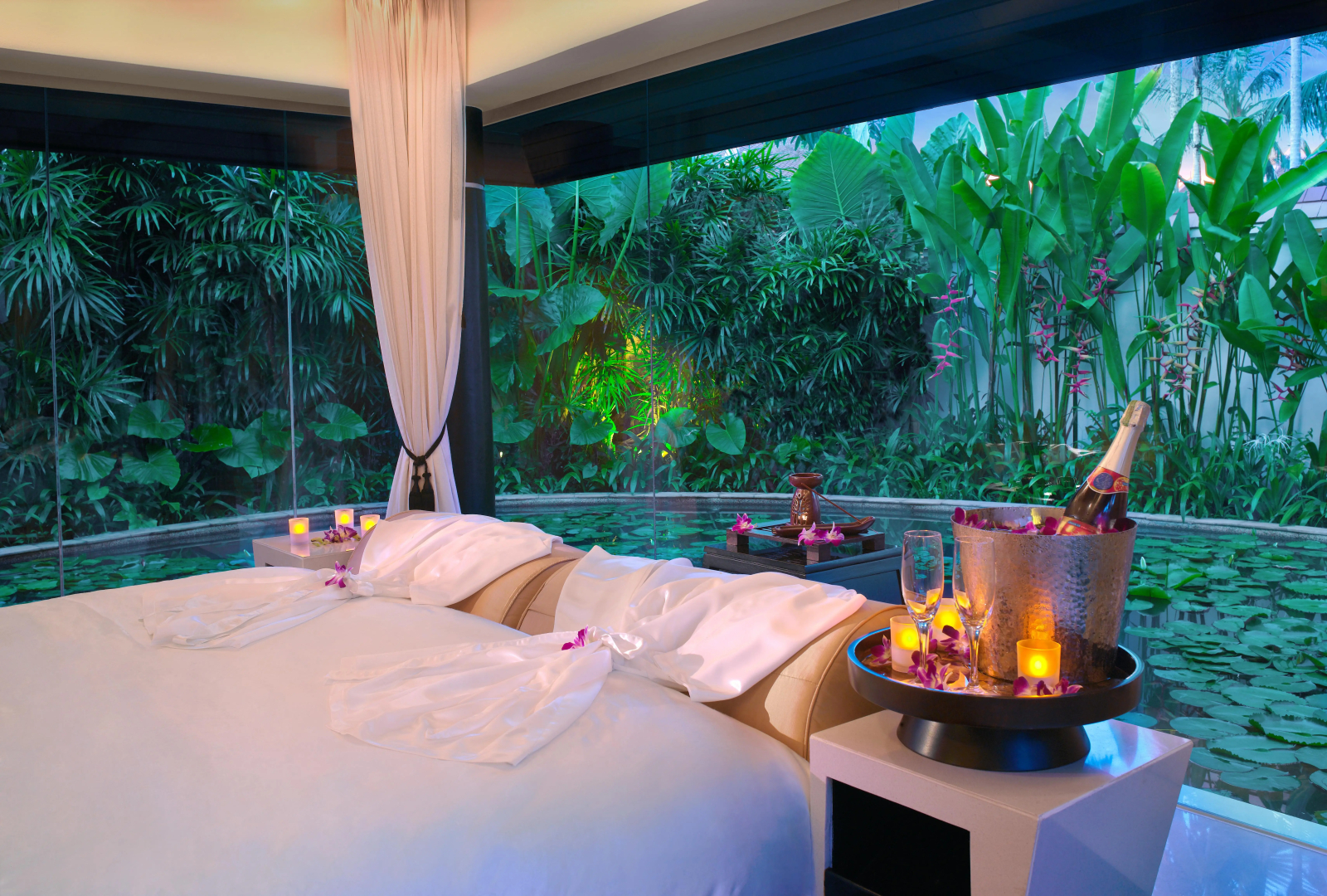 Курортный отель Banyan Tree Phuket
