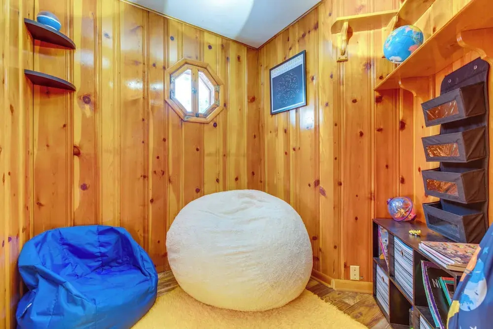 Charming Idaho Springs Retreat on Chicago Creek!