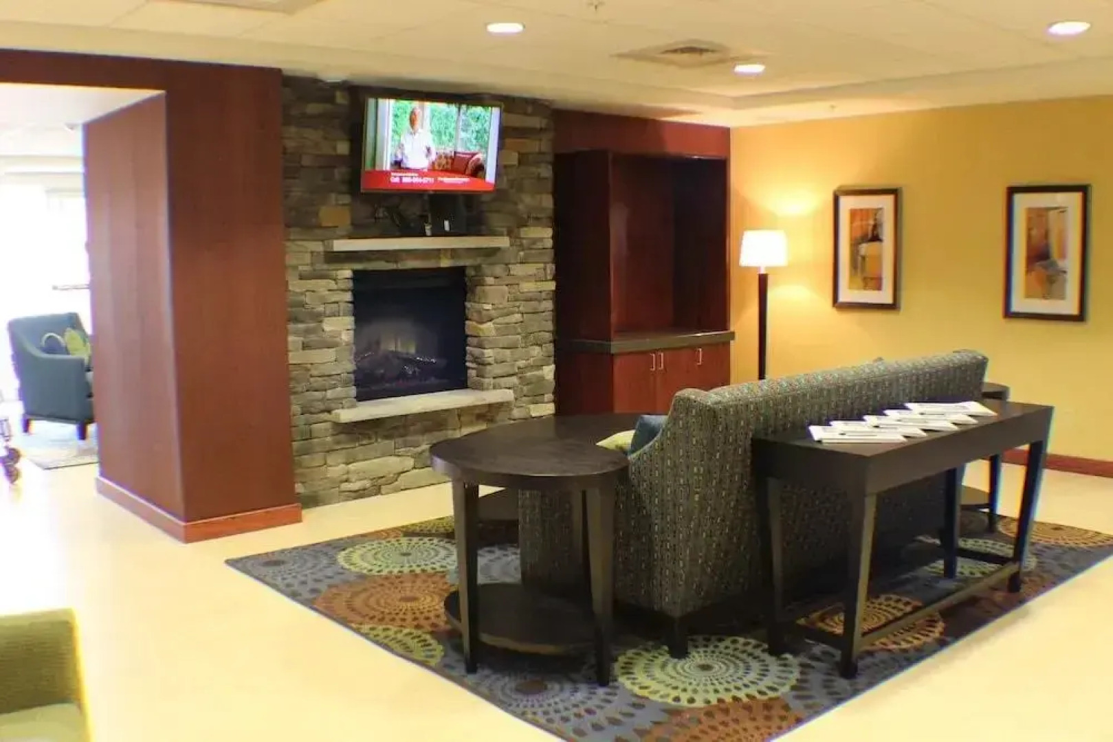 Holiday Inn Express & Suites Milford