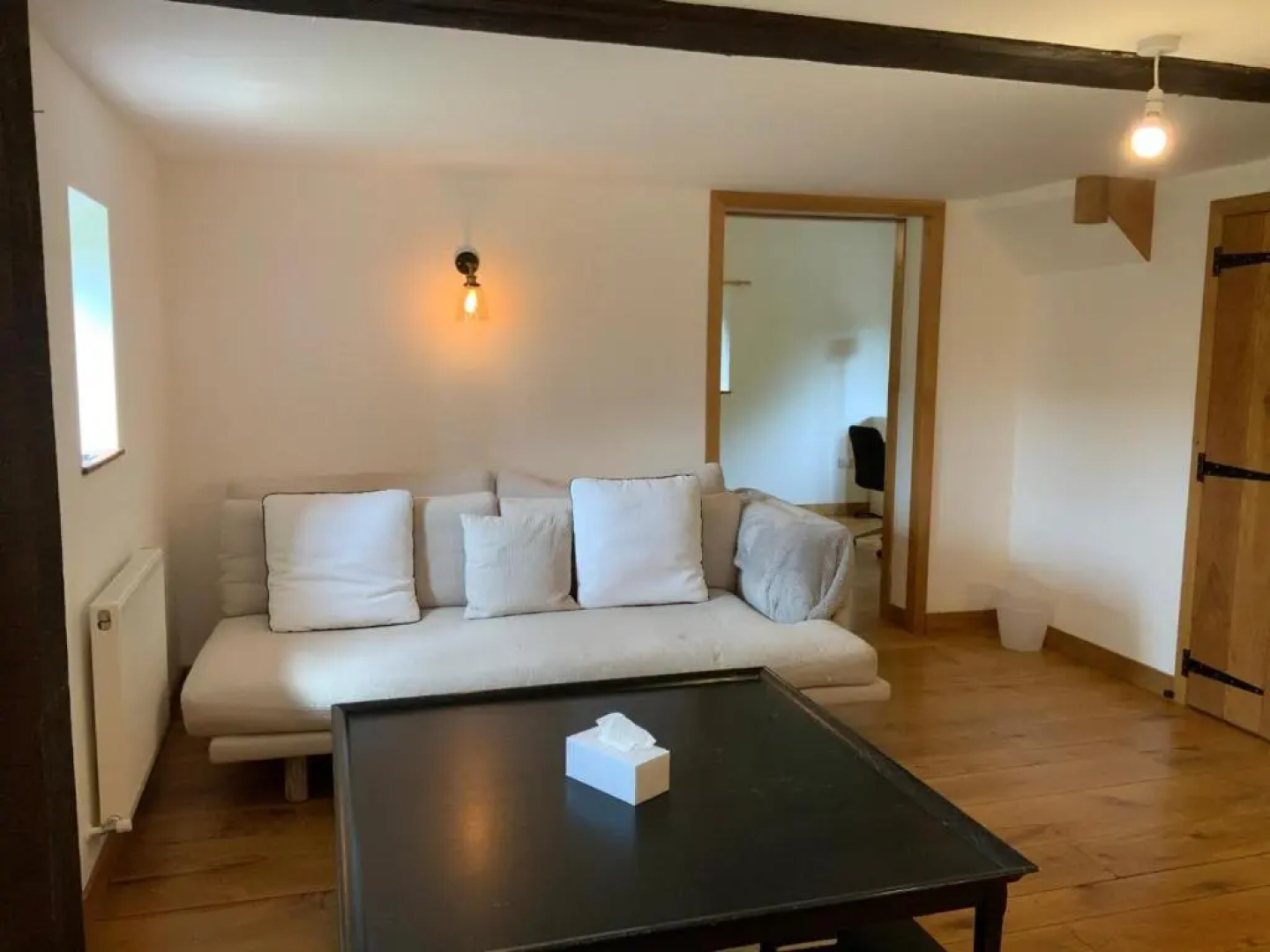 Delightful 4BD Home Full of Flair Edenbridge Kent