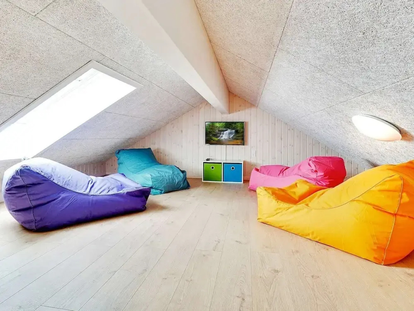 24 Person Holiday Home in Grenaa