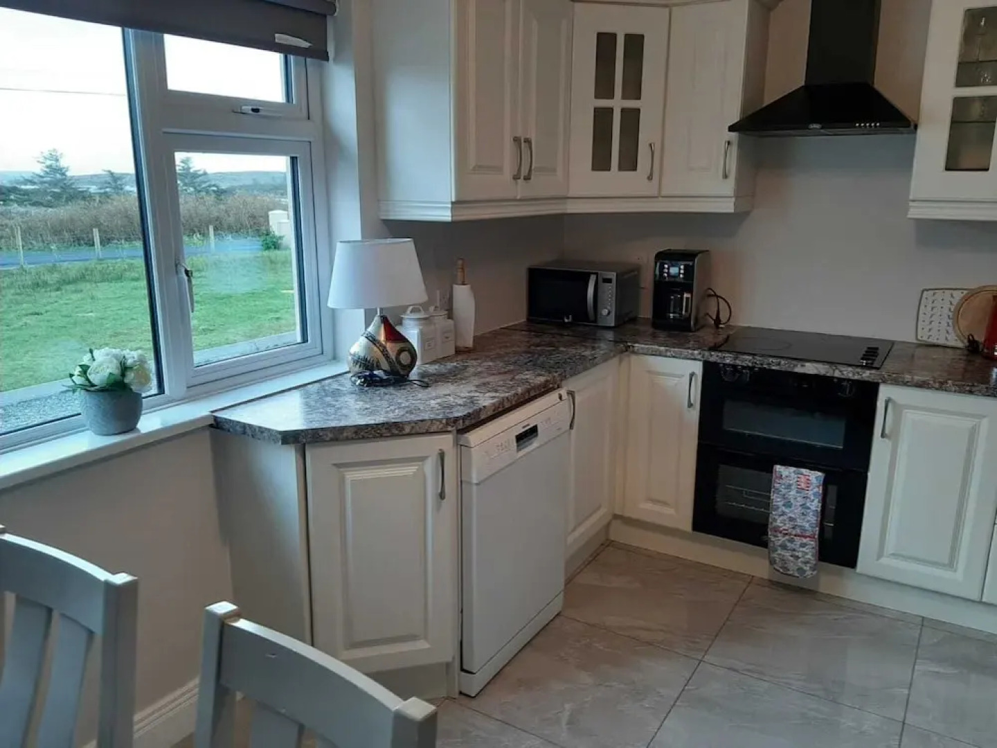 Beautiful Country Cottage Sleeps 3