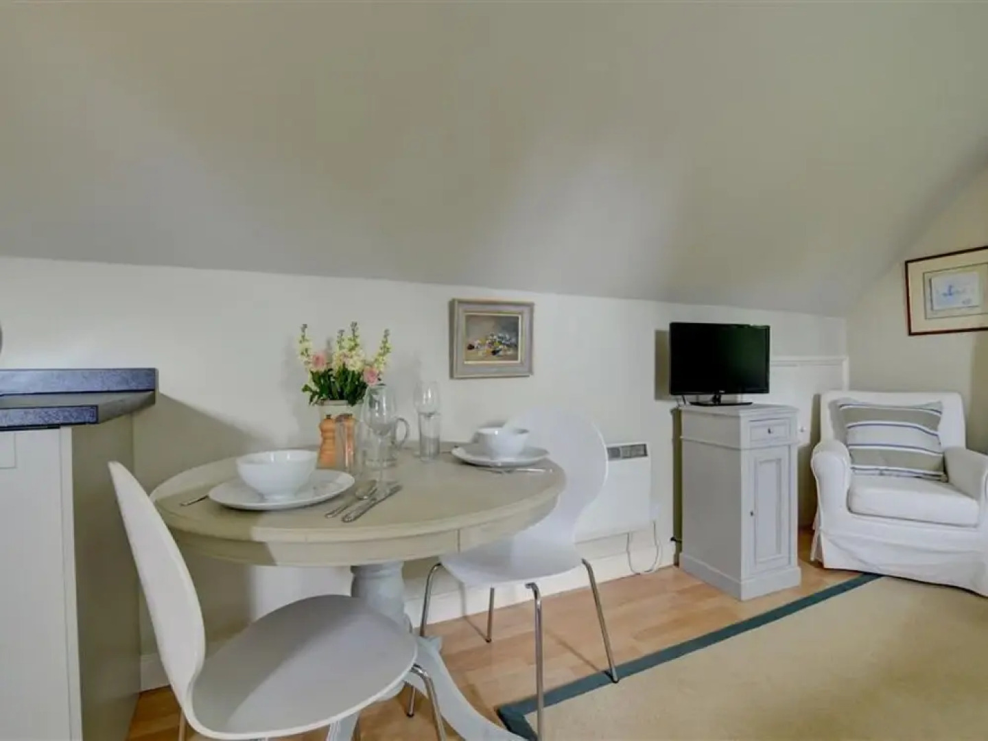 Unwind and Relax in This Romantic, Refurbished First Floor Studio Apartment
