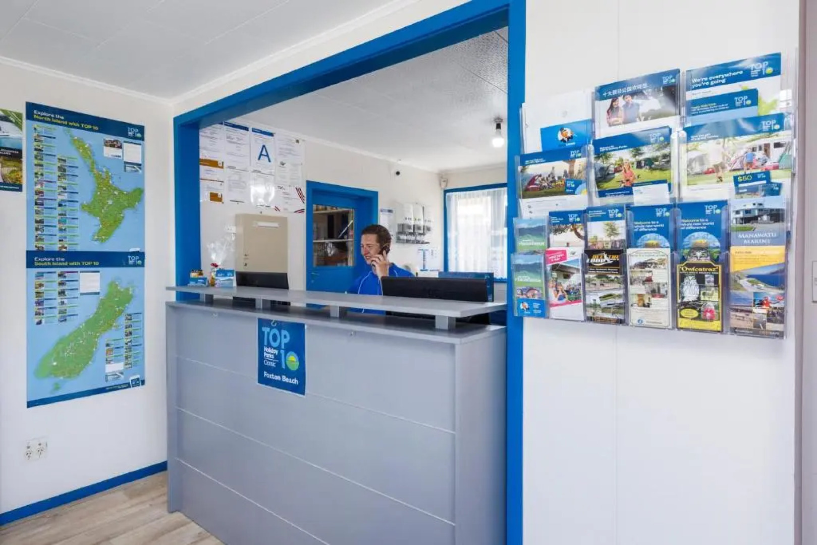 Foxton Beach TOP 10 Holiday Park