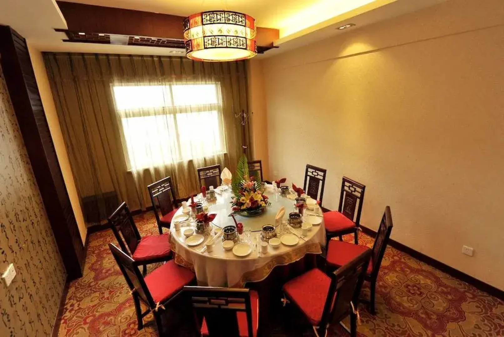 Shangri-La Original Density Hotel