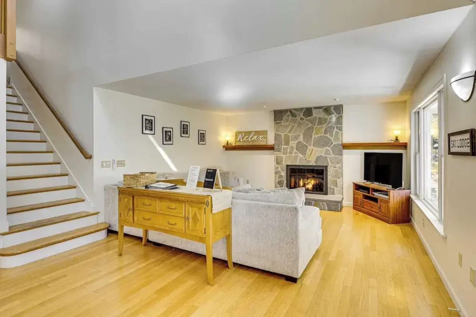 2 Mi to Winnipesaukee Shores: Gunstock Retreat