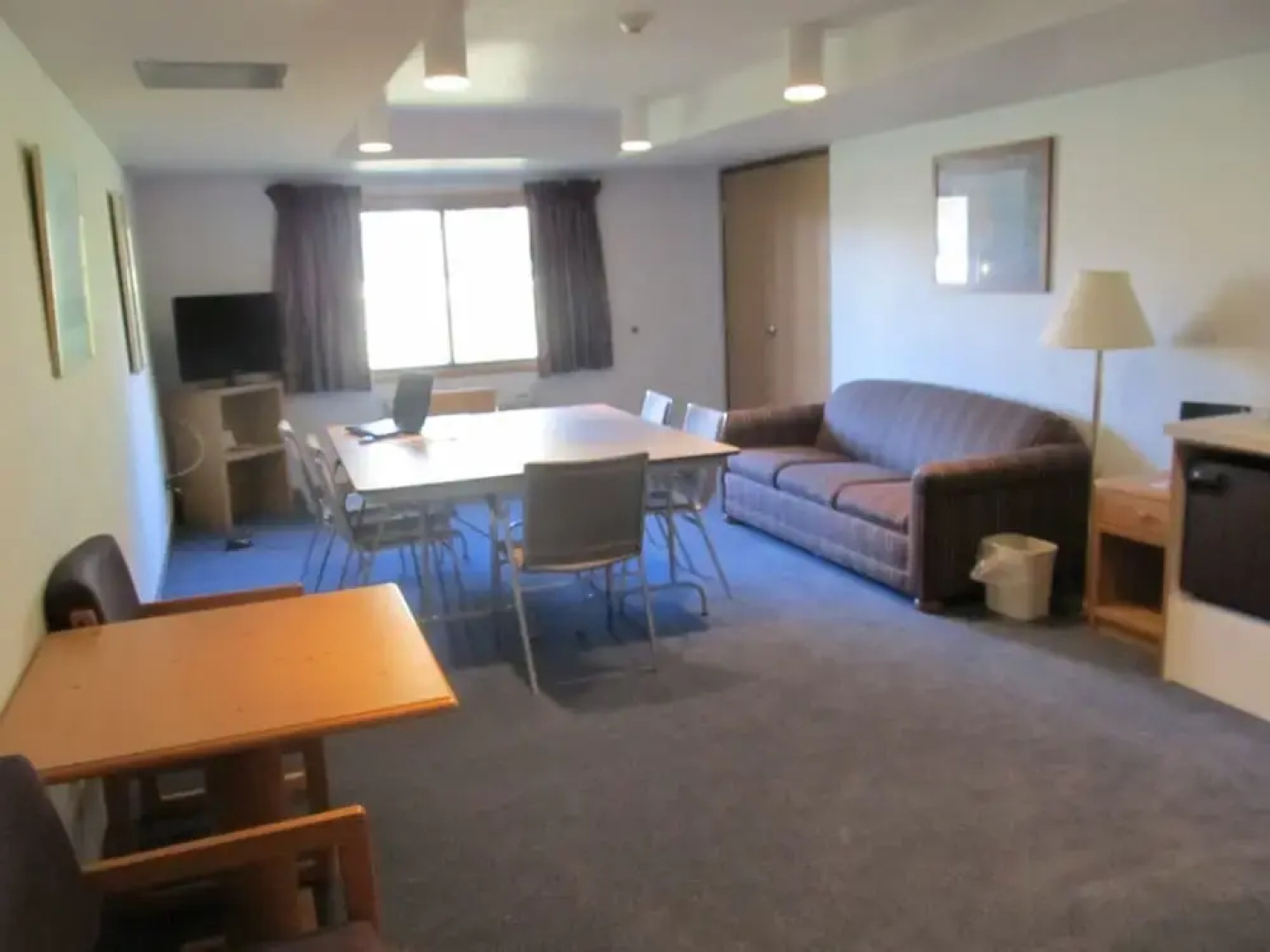 Tivoli Inn And Suites
