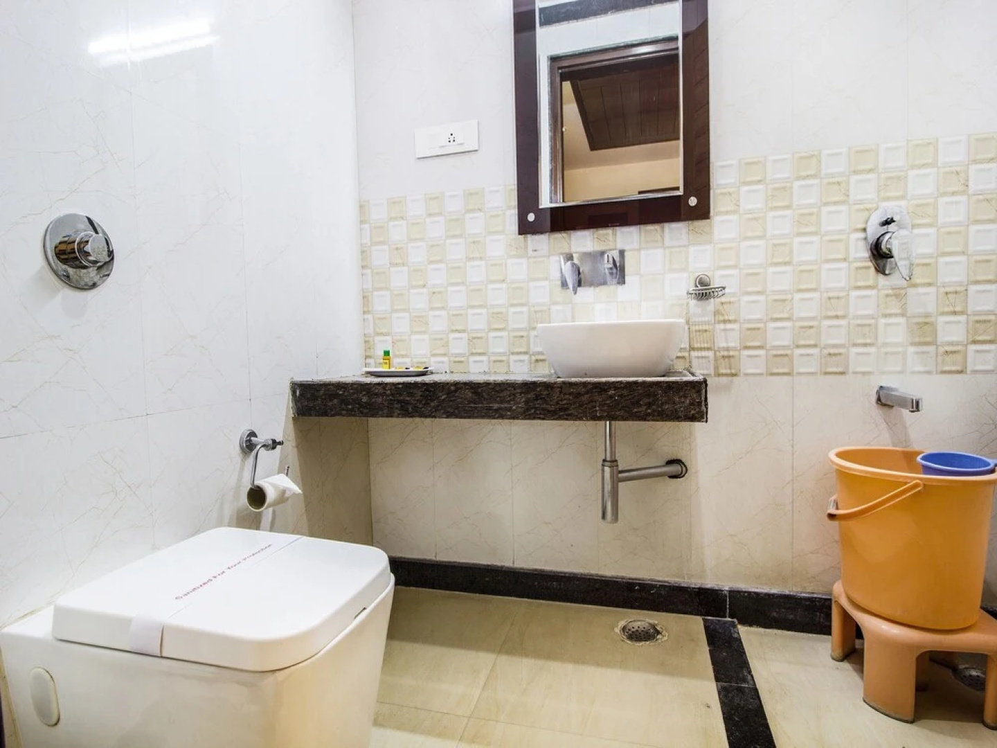 Hotel The Grand Bhavya Palace