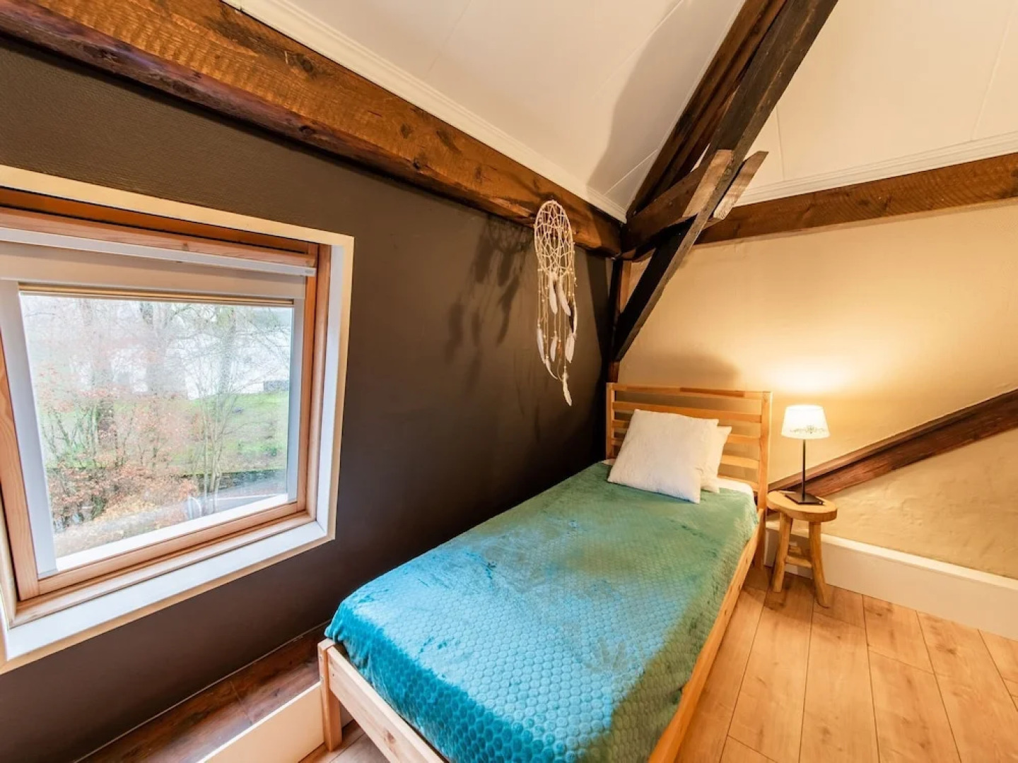 Beautiful Group House With Large Garden