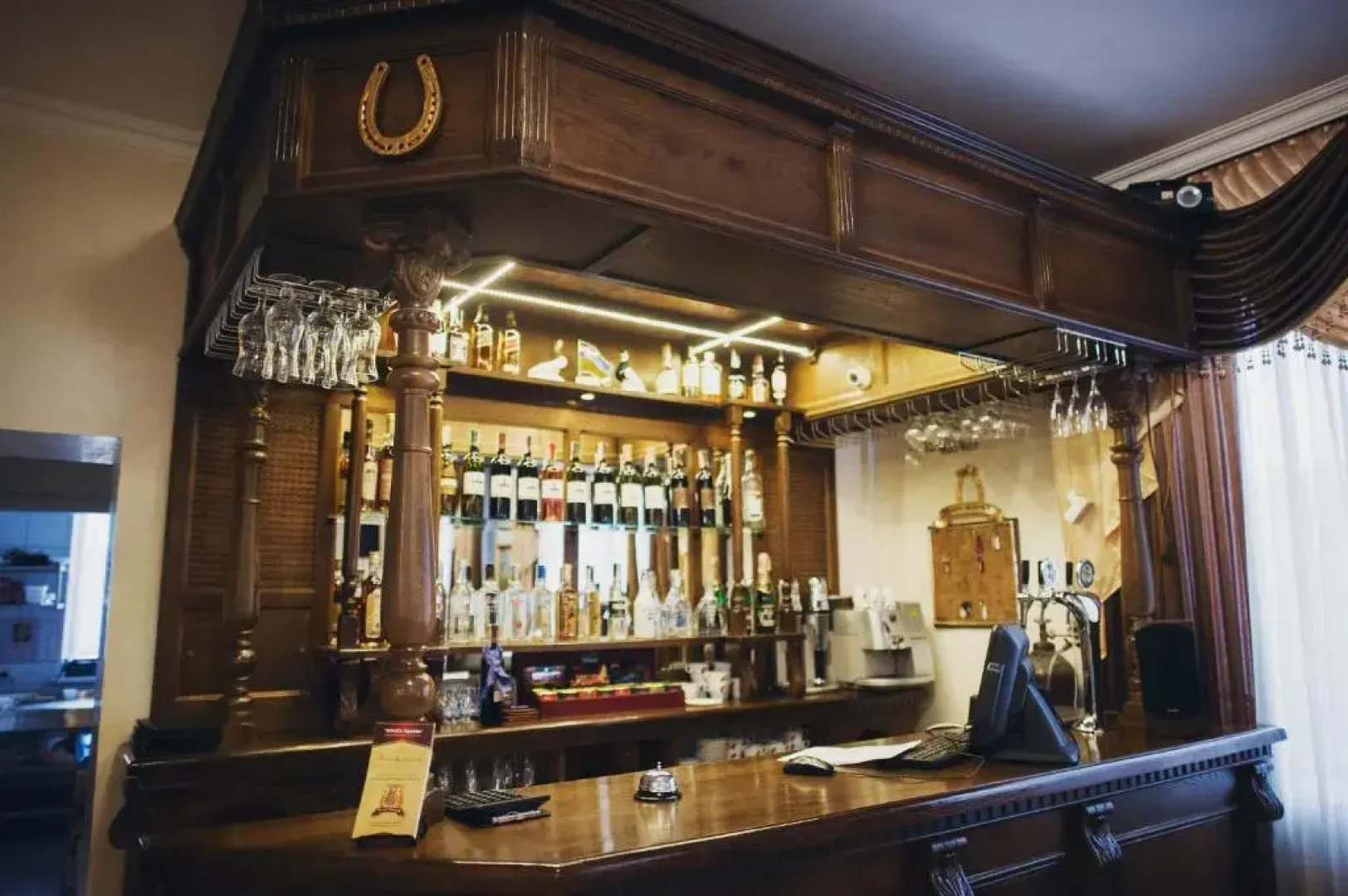 Complex Zolota Pidkova