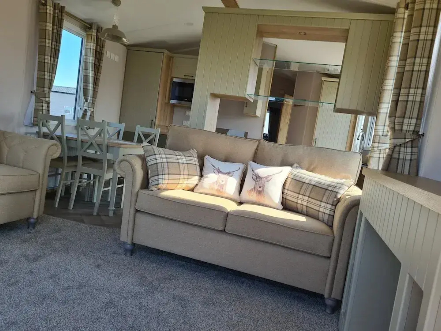 Stunning Platinum Caravan in Rhyl 2 Mins to Beach
