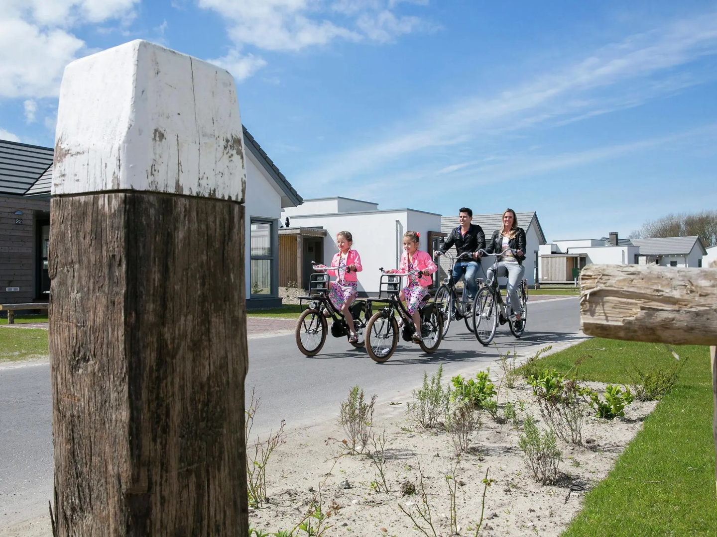 Detached Single Story Holiday Home Near the Sea