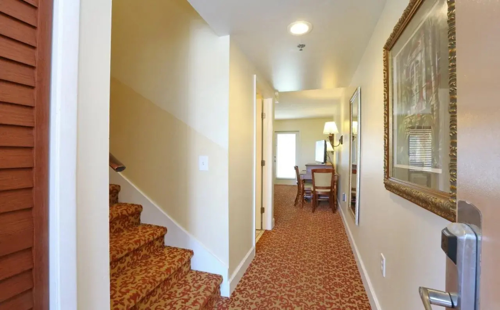 La Fiesta Ocean Inn And Suites