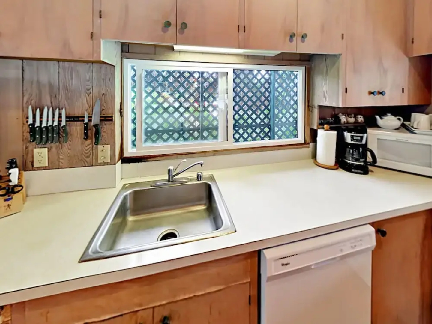 82-6017 Manini Beach Rd Home 3 Bedrooms 2 Bathrooms Home