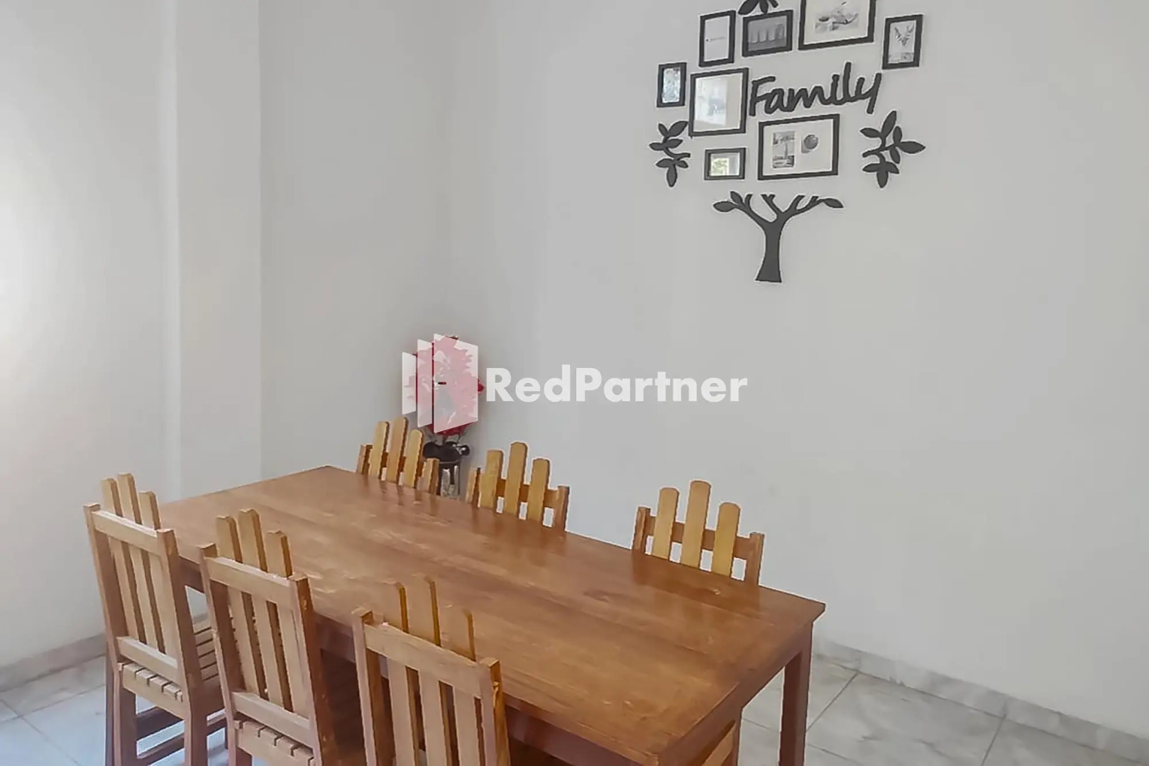 Penginapan Jokowi Krui RedPartner