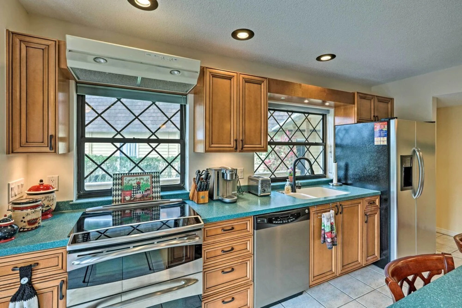 The Aviator's Dream: Pool, Spa & Private Runway!