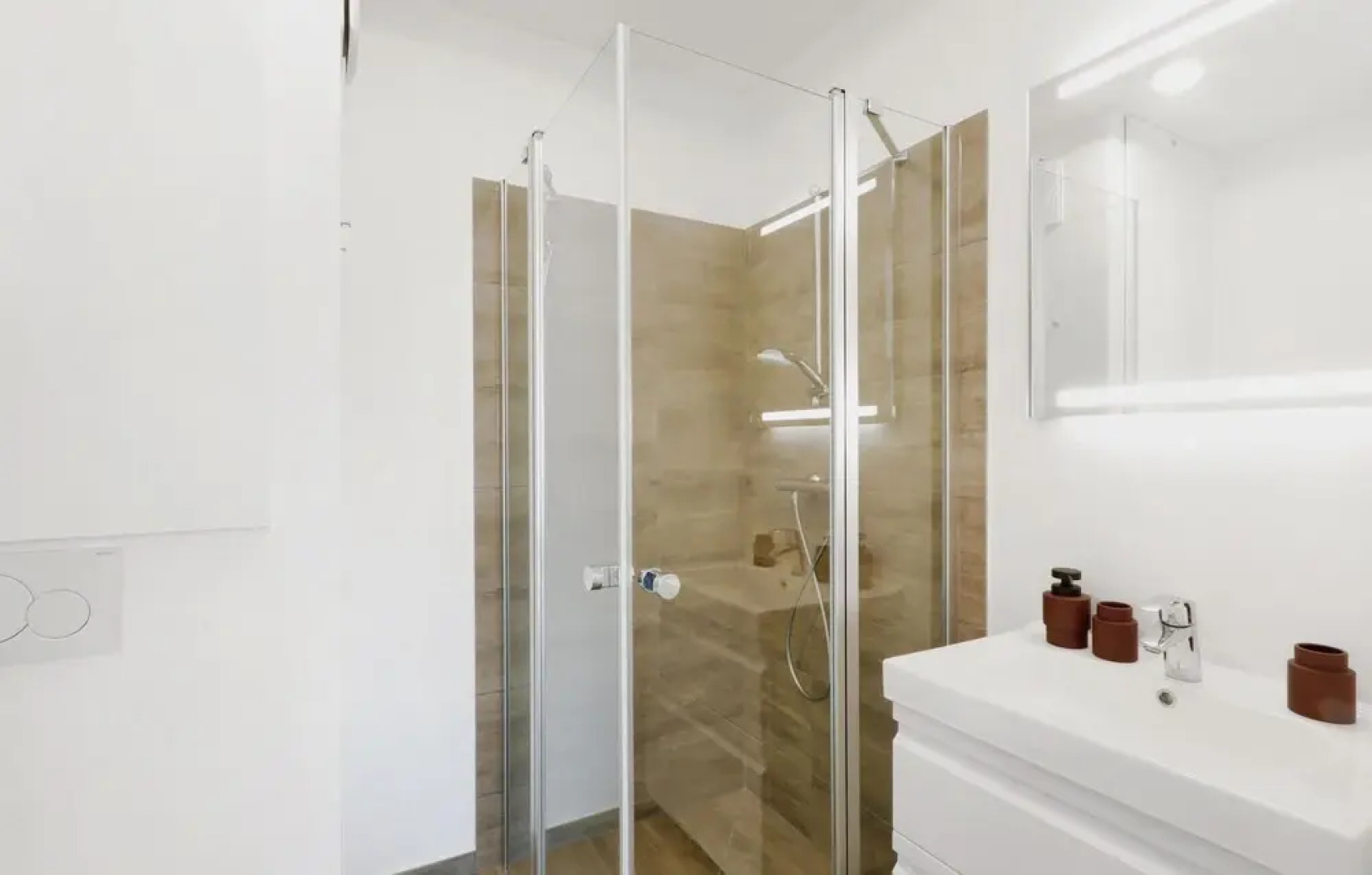 Amazing Apartment in Lembruch/dümmer See With 2 Bedrooms, Wifi and Indoor Swimming Pool