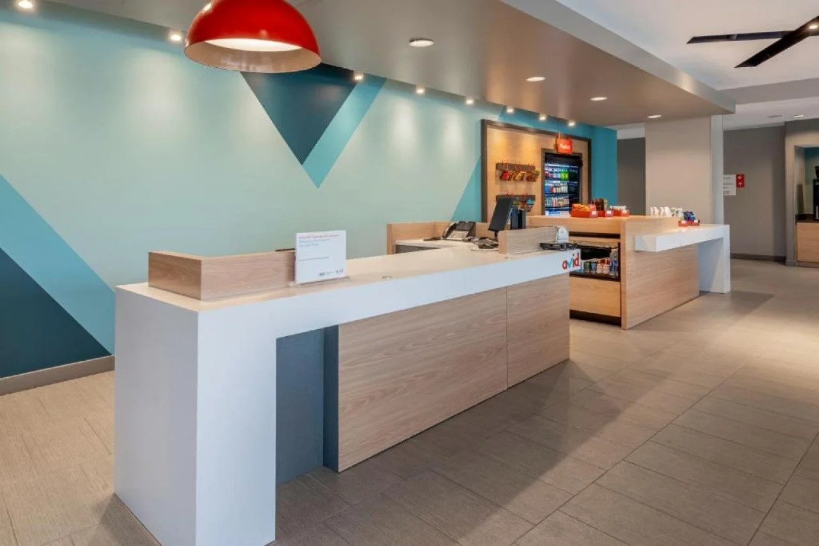 avid hotel Milwaukee West Waukesha by IHG