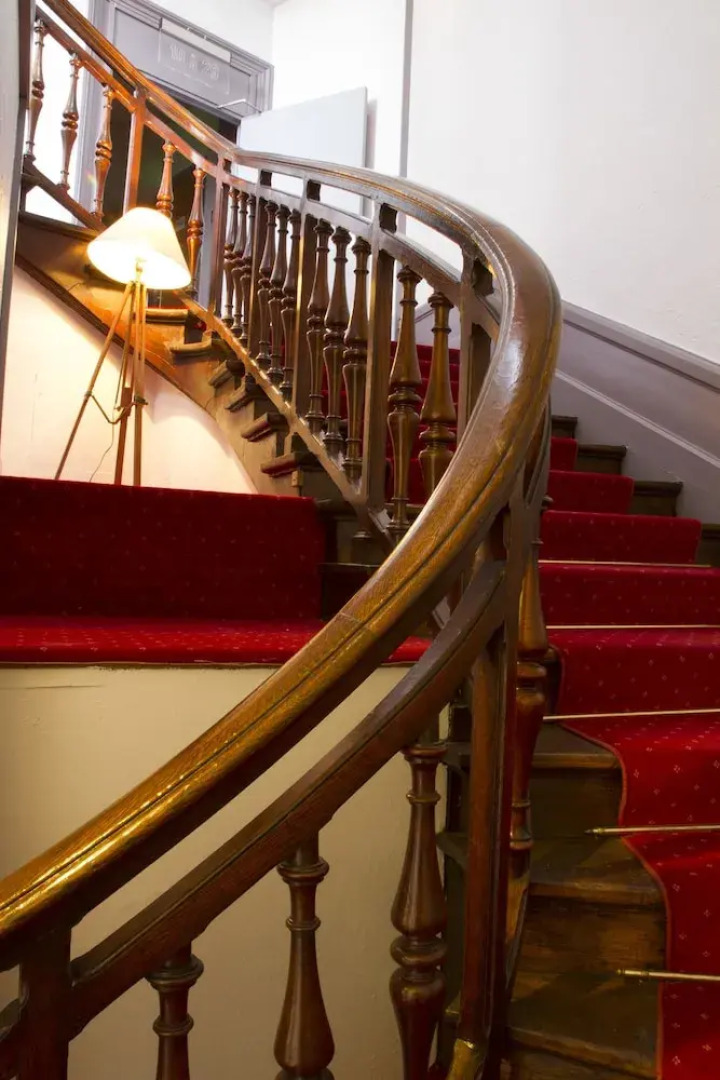 Brit Hotel Roanne - Le Grand Hotel