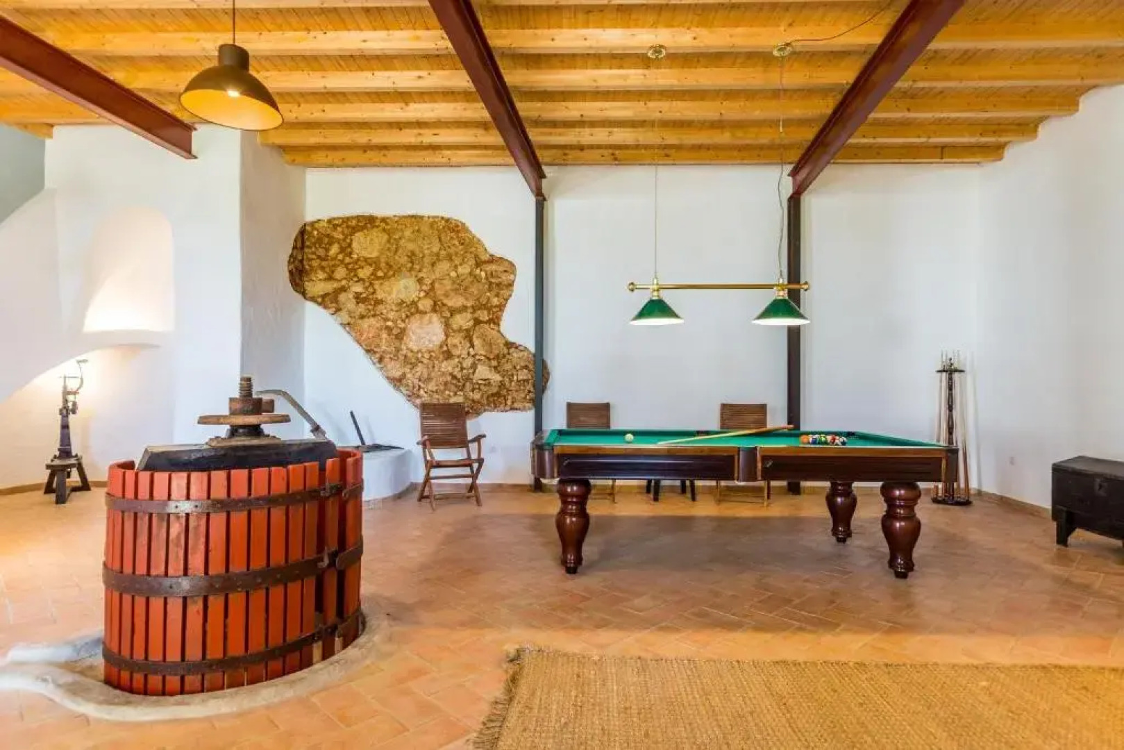 Pêra Vintage Villa With Pool by Homing