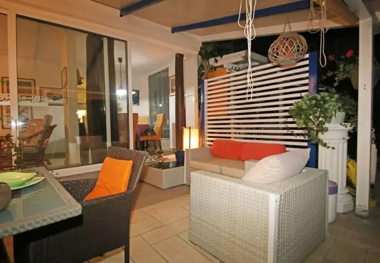 Zeljko - With Nice Garden - H