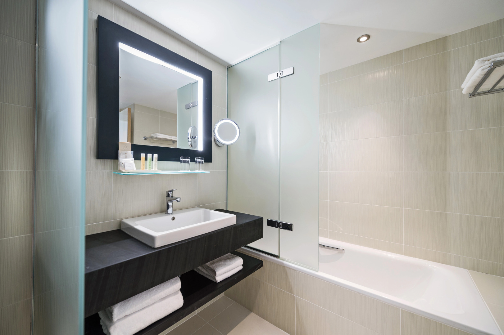 Golden Tulip Marseille Euromed