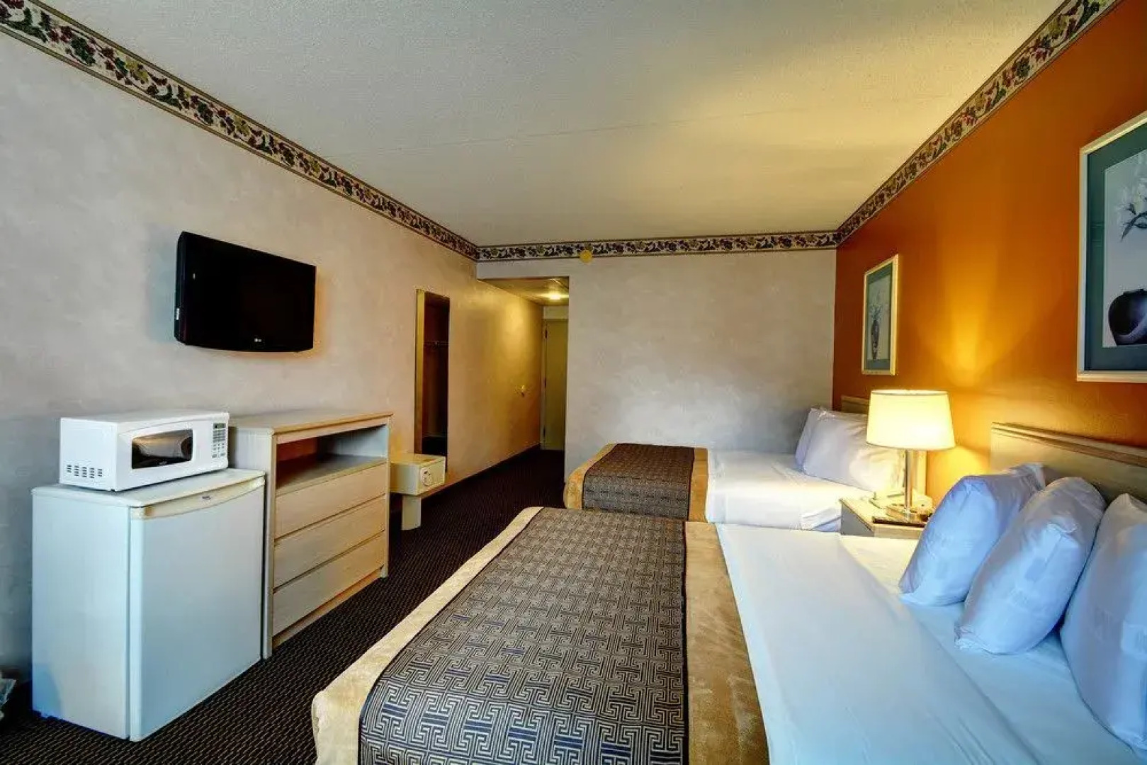 Rodeway Inn Springhills Lake George