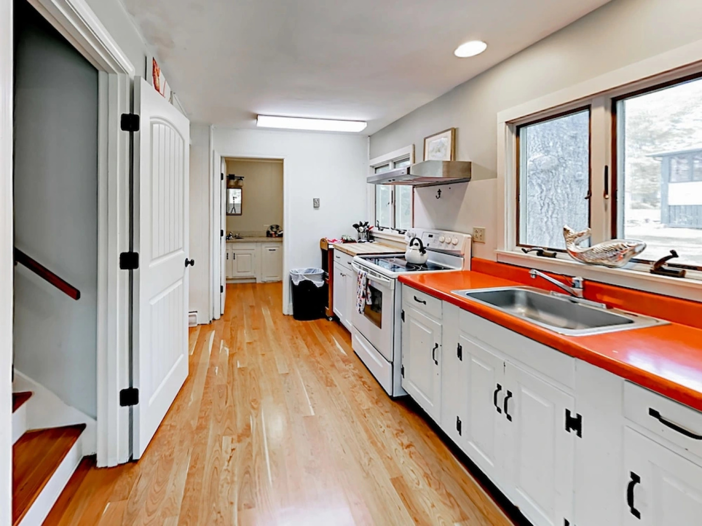 18 Spring St Cottage 4 Bedrooms 2 Bathrooms Cottage