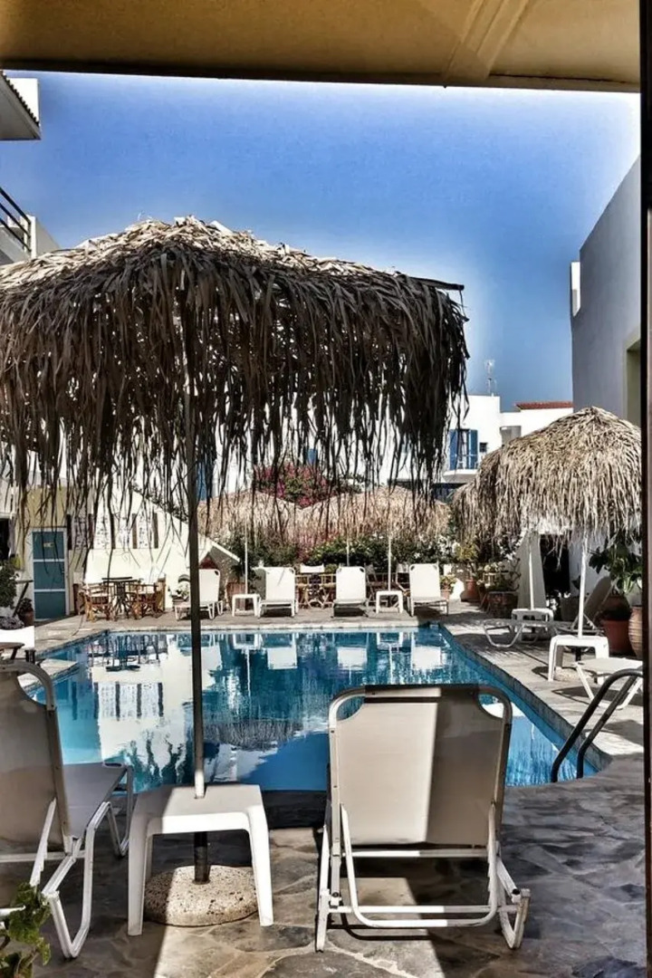 Kasteli Studios & Apartments