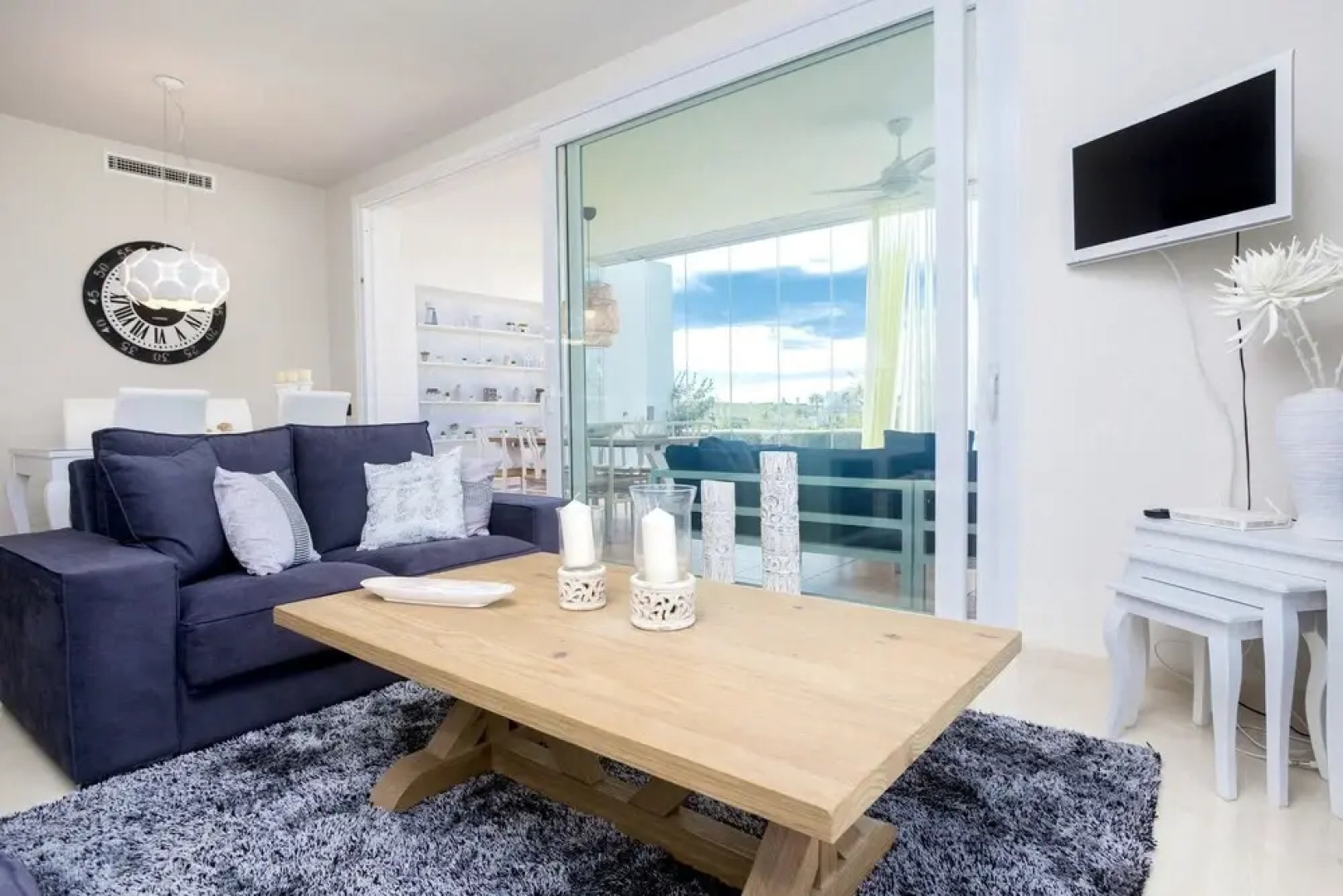 Apartment With 3 Bedrooms in Estepona, With Wonderful Mountain View, Pool Access, Furnished Garden - 5 km From the Beach