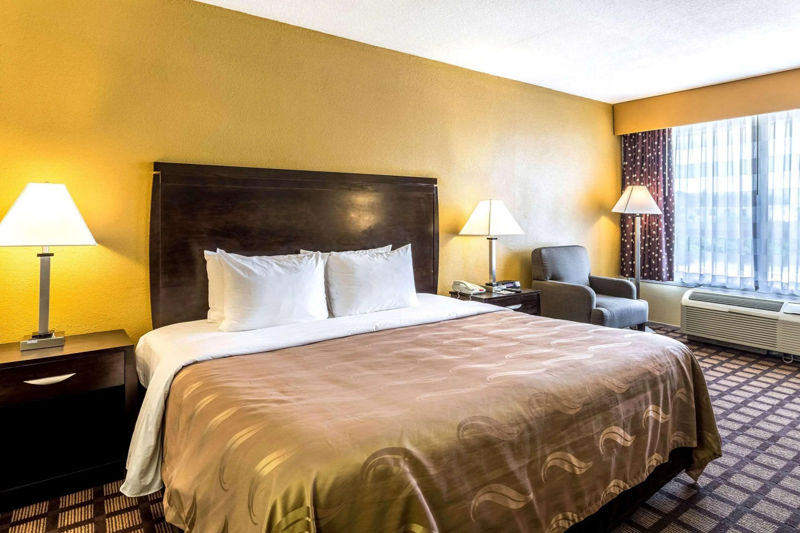 Quality Inn & Suites Baton Rouge West – Port Allen